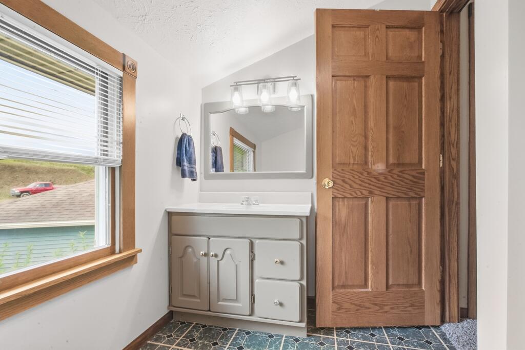 7506 Divelbiss Road Butler, OH 44822 - Photo 40 of 55 Gallery Image 40