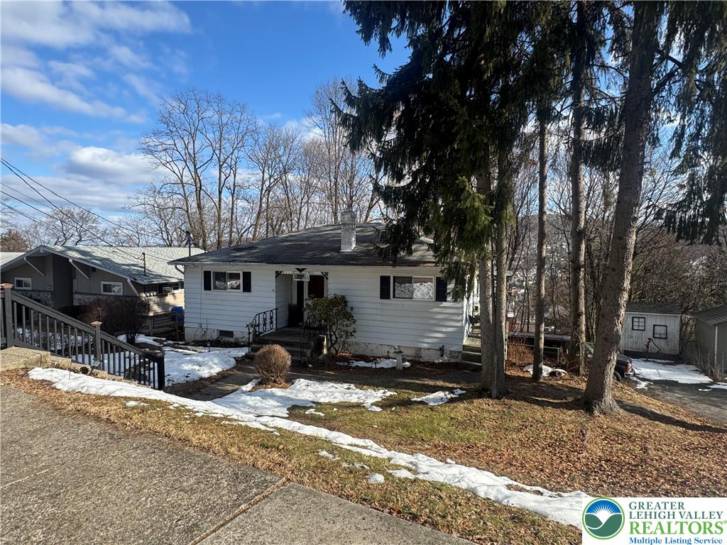 1056 Graham Street Fountain Hill, PA 18015 - Photo 2 of 43