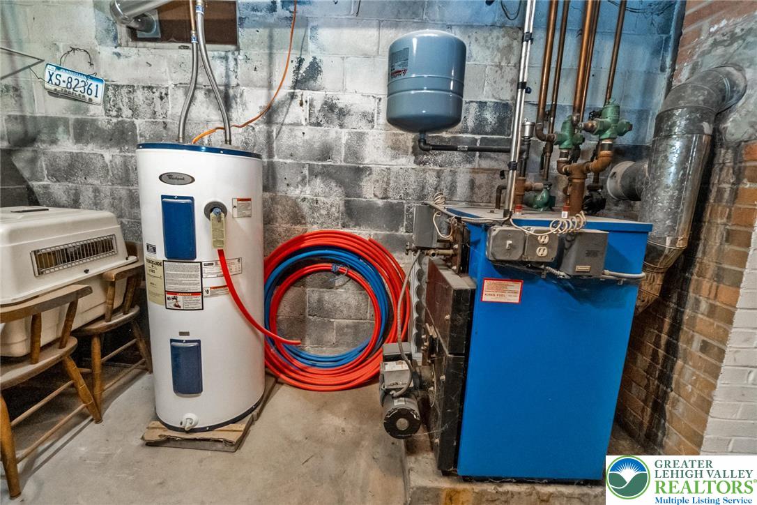 1056 Graham Street Fountain Hill, PA 18015 - Photo 36 of 43