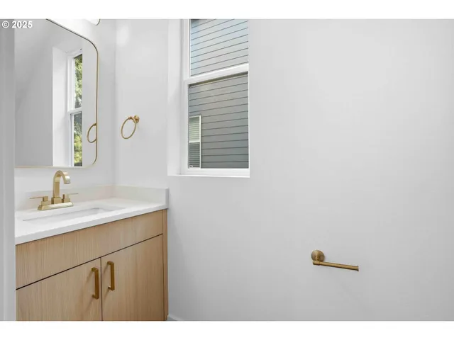 $449,500 | 10909 Northeast 64th Court, Unit LOT #3, Vancouver, WA 98686