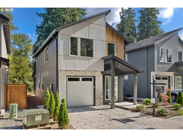 $449,500 | 10909 Northeast 64th Court, Unit LOT #3, Vancouver, WA 98686