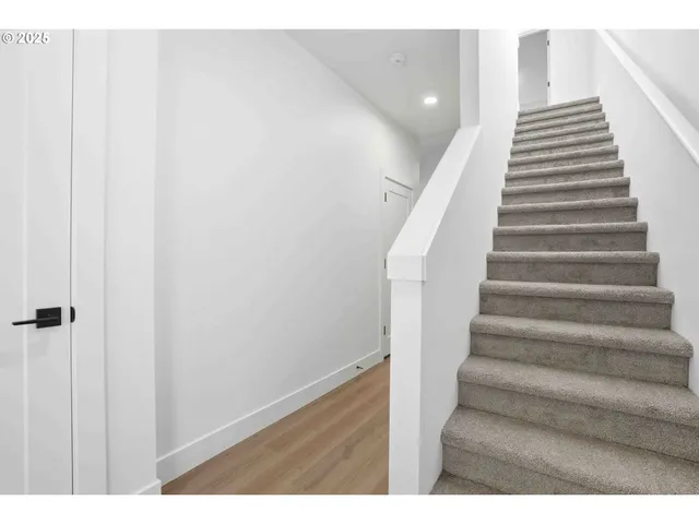 $449,500 | 10909 Northeast 64th Court, Unit LOT #3, Vancouver, WA 98686