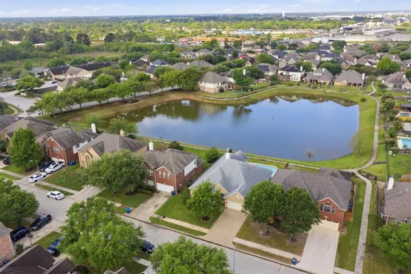$389,000 | 22115 Bridgestone Oak Drive, Spring, TX 77388