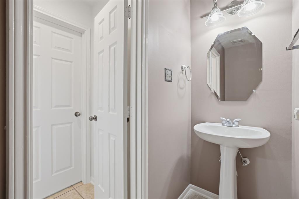 22115 Bridgestone Oak Drive Spring, TX 77388 - Photo 19 of 28