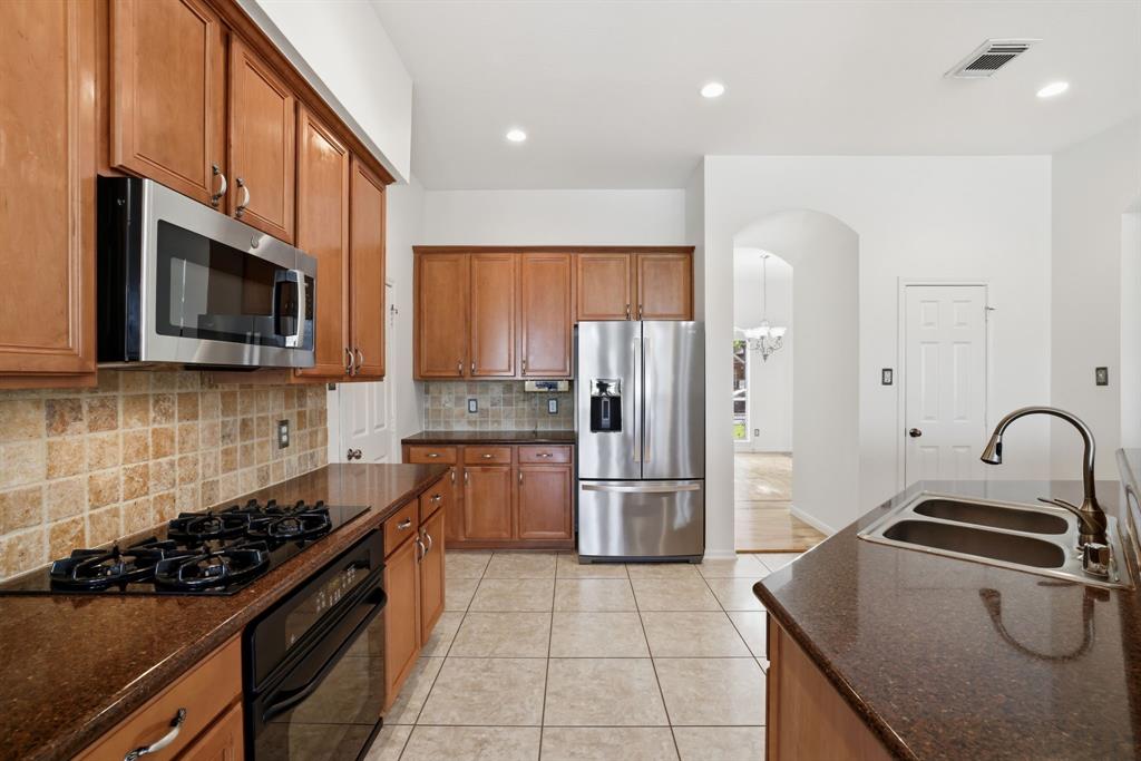 22115 Bridgestone Oak Drive Spring, TX 77388 - Photo 9 of 28