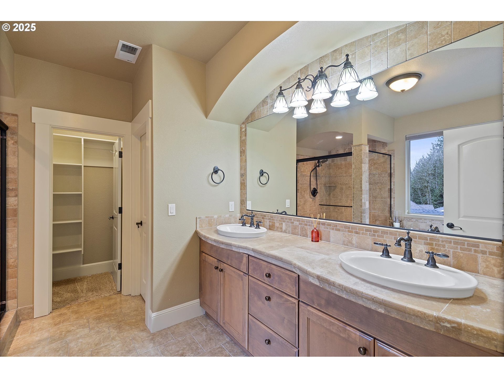 2875 Southeast Elliott Drive Gresham, OR 97080 - Photo 36 of 48 a bathroom with a sink double vanity and a mirror