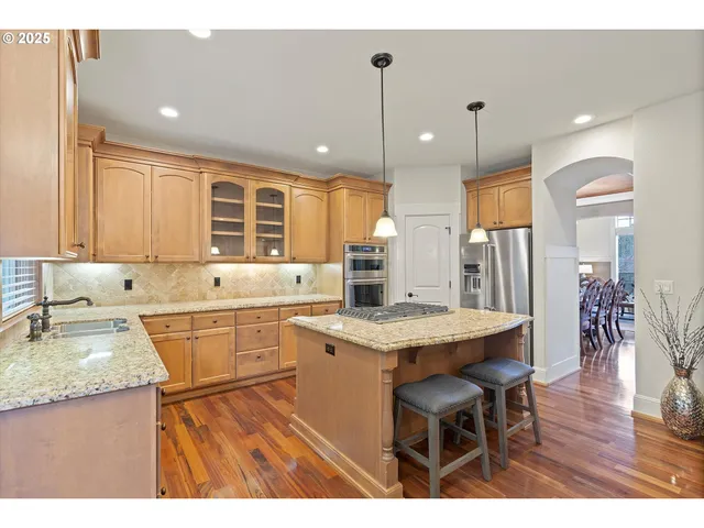 $699,999 | 2875 Southeast Elliott Drive, Gresham, OR 97080