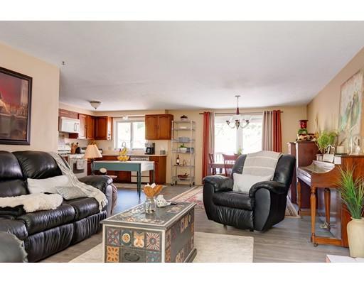 6 Old Farm Road Auburn, MA 01501 - Photo 8 of 19 Gallery Image 8
