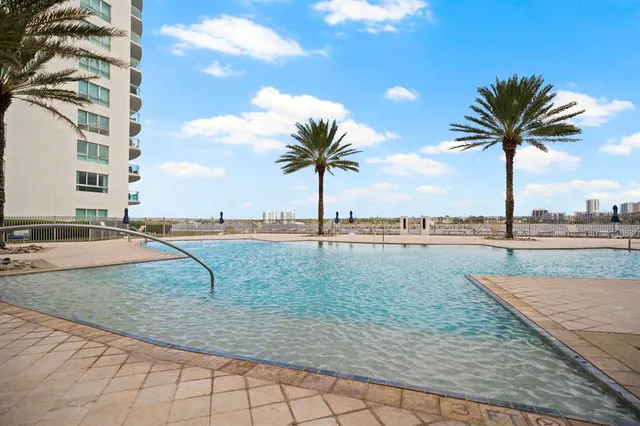 $269,900 | 231 Riverside Drive, Unit 708, Daytona Beach, FL 32117