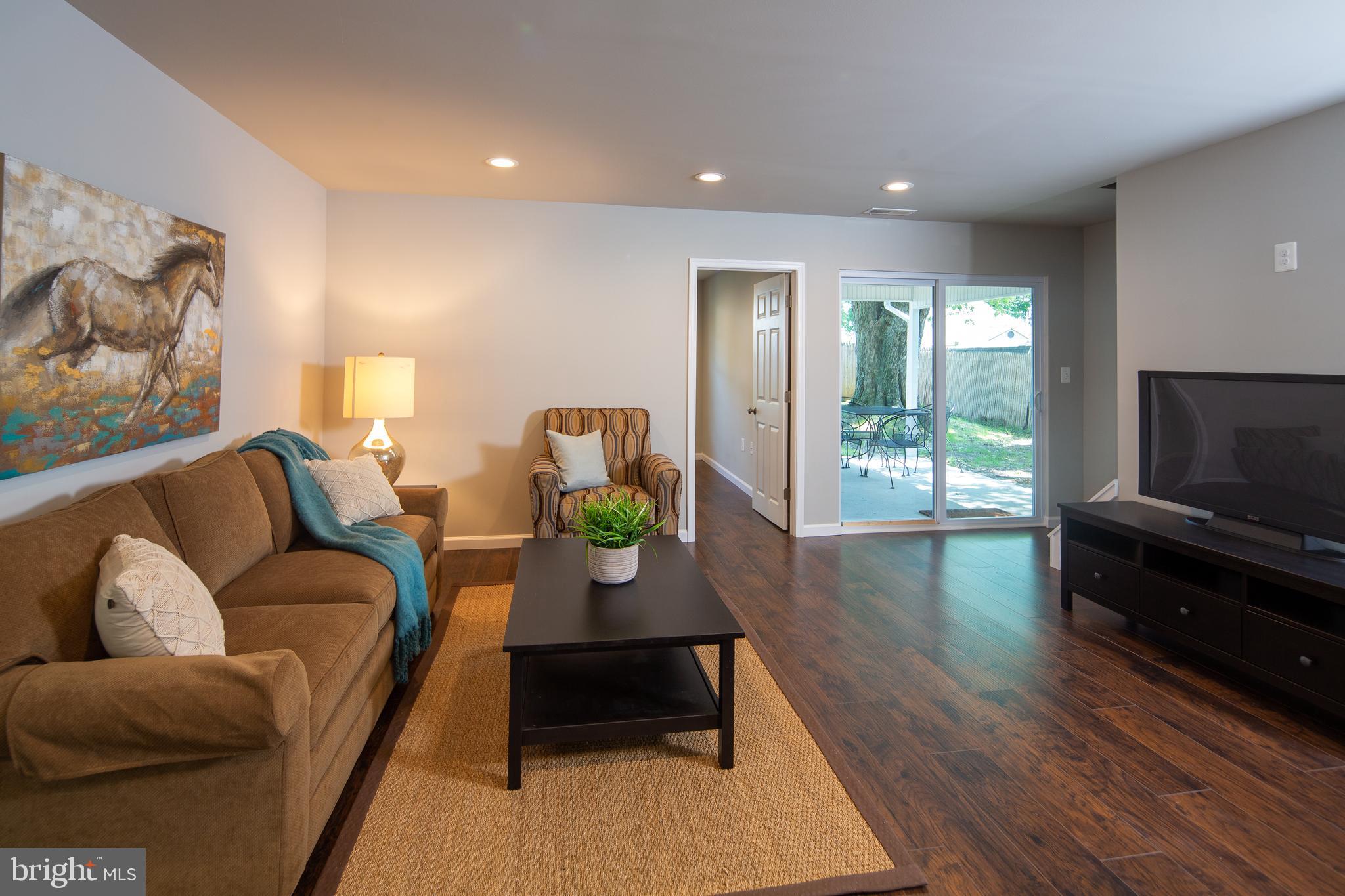 32 Rolling Lane Levittown, PA 19055 - Photo 3 of 36 Living Room
