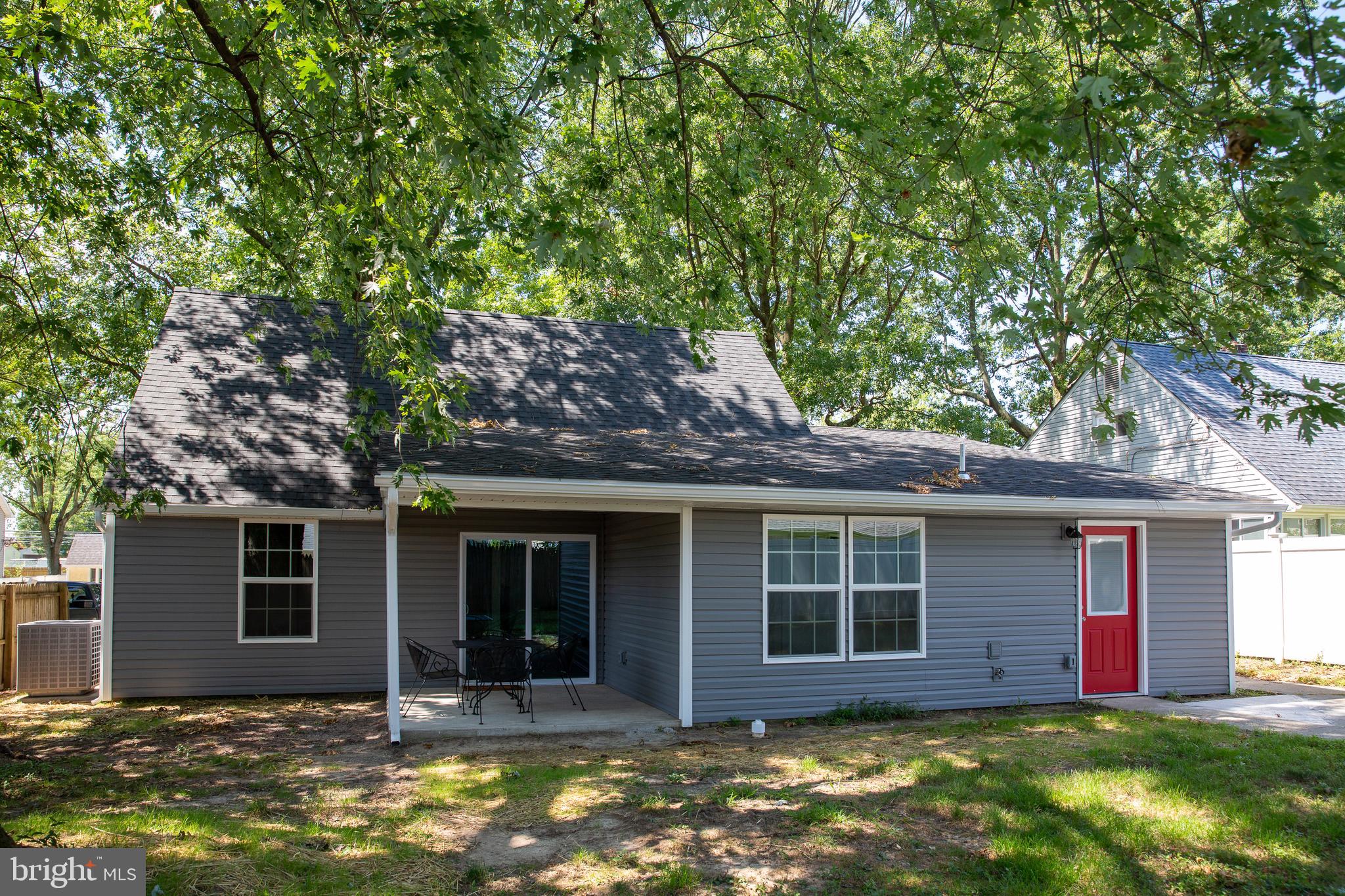 32 Rolling Lane Levittown, PA 19055 - Photo 31 of 36 Rear