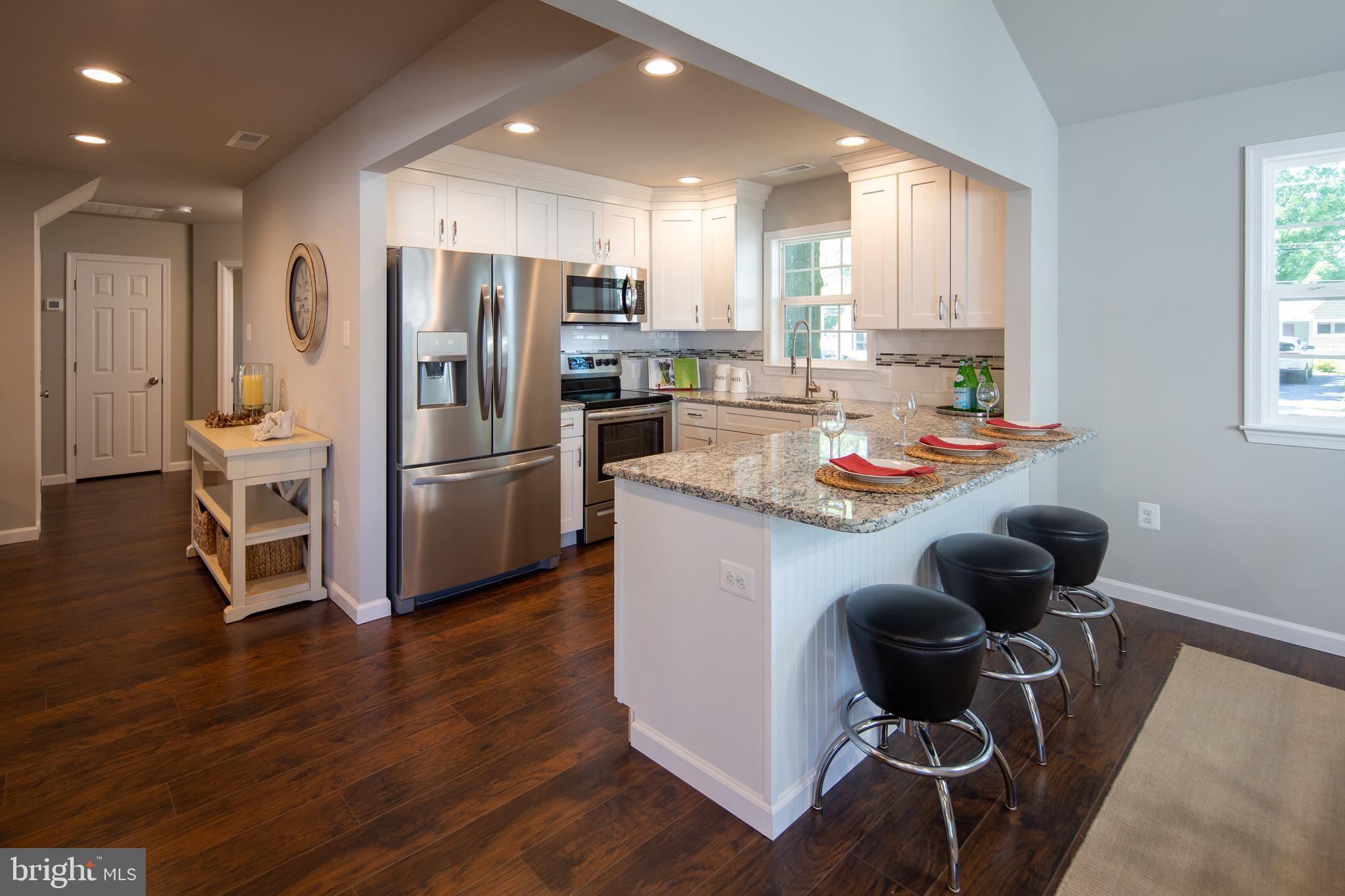32 Rolling Lane Levittown, PA 19055 - Photo 5 of 36 Kitchen
