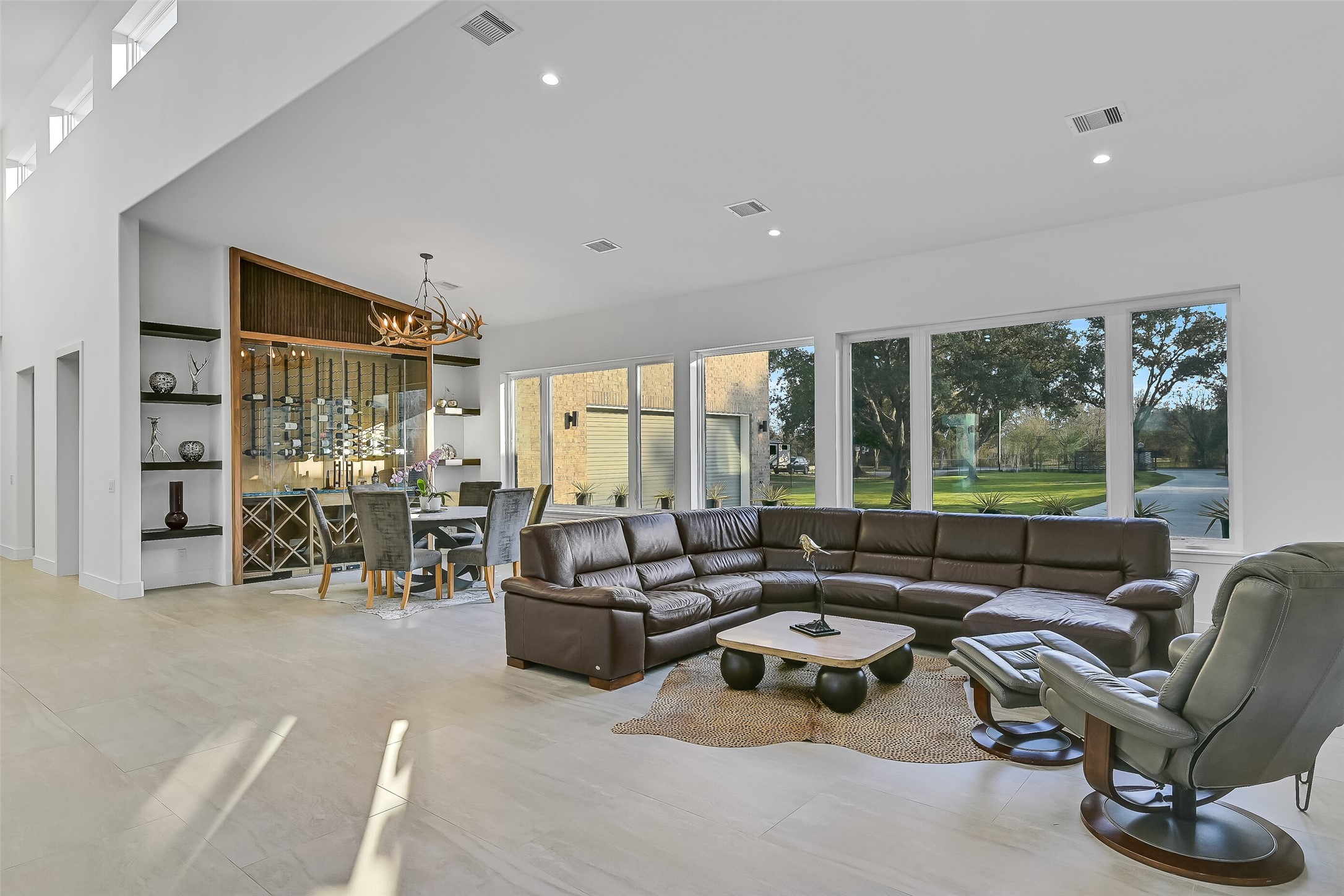 7627 Scott Avenue Manvel, TX 77578 - Photo 7 of 50 a living room with furniture and a large window