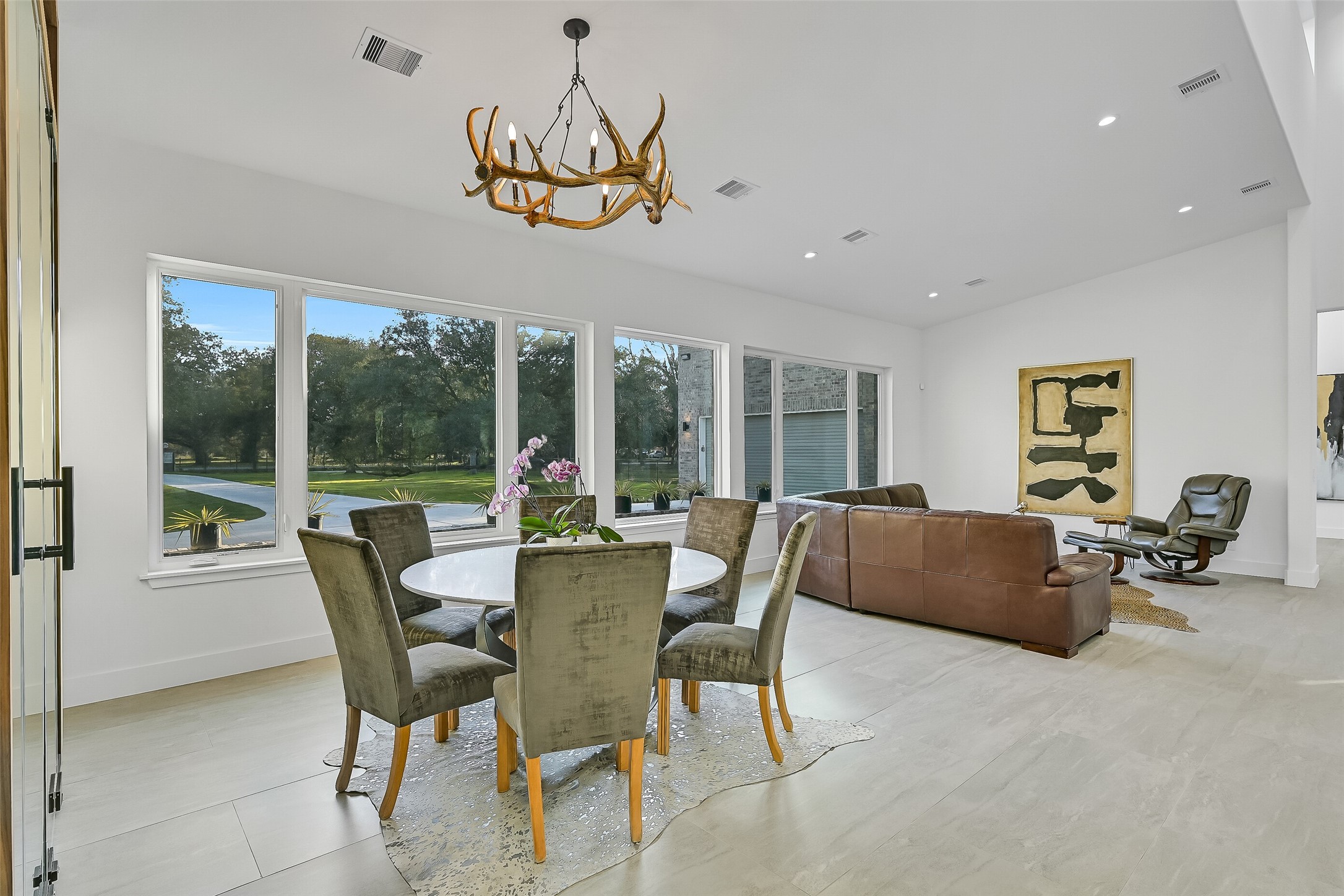 7627 Scott Avenue Manvel, TX 77578 - Photo 9 of 50 a view of a dining room with furniture window and outside view