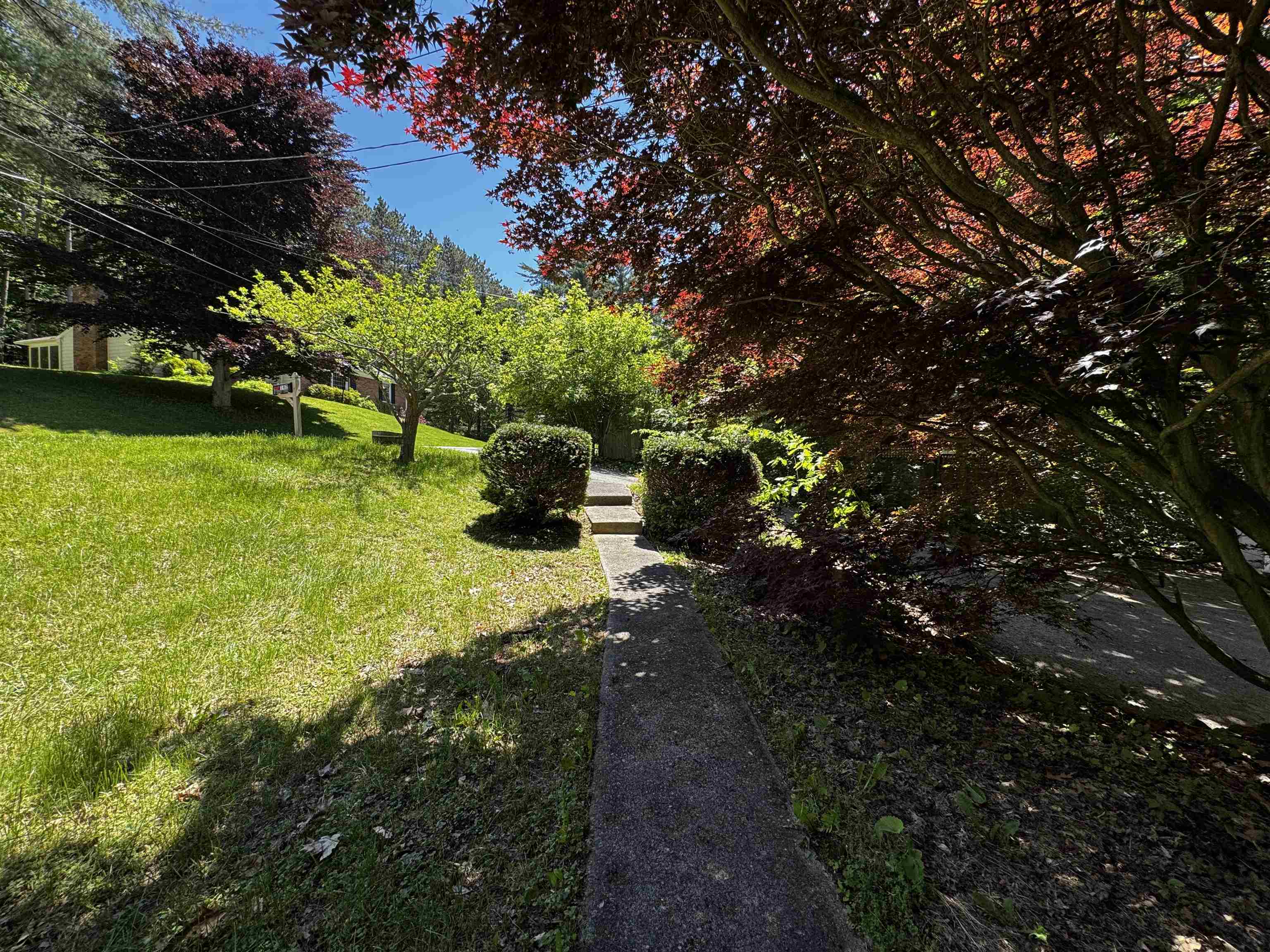 142 Pine Circle Bennington, VT 05201 - Photo 5 of 55