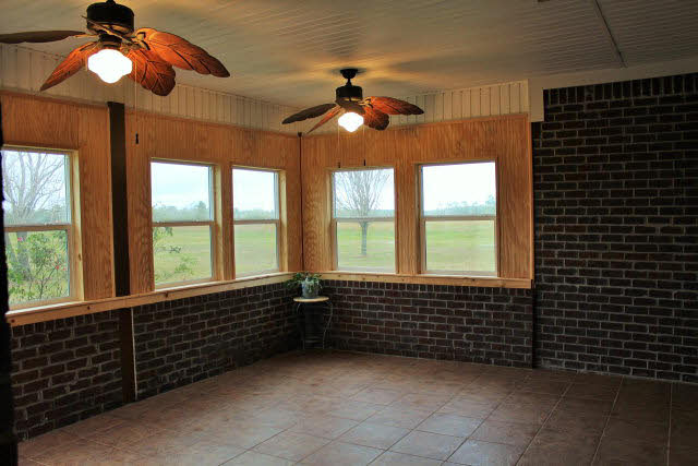 25829 County Road 20 Elberta, AL 36530 - Photo 16 of 24 enclosed porch