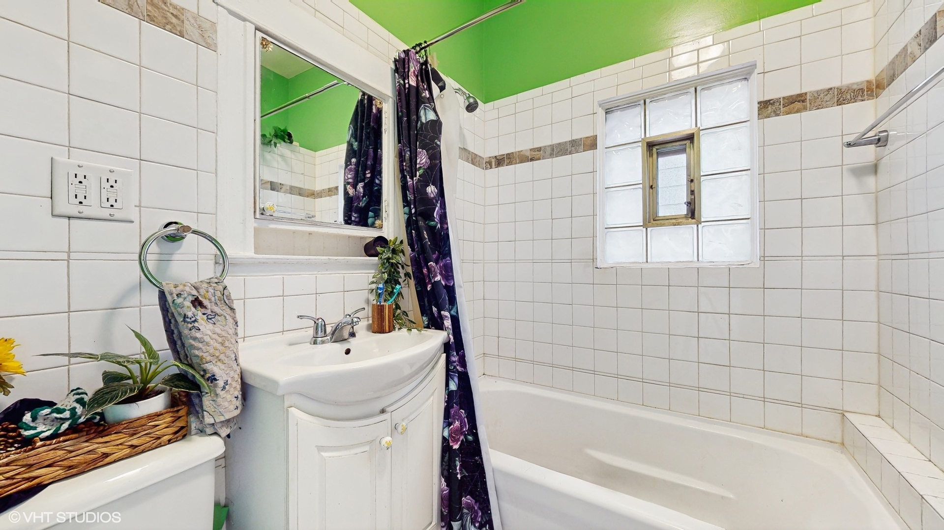 1931 North Harding Avenue Chicago, IL 60647 - Photo 17 of 26