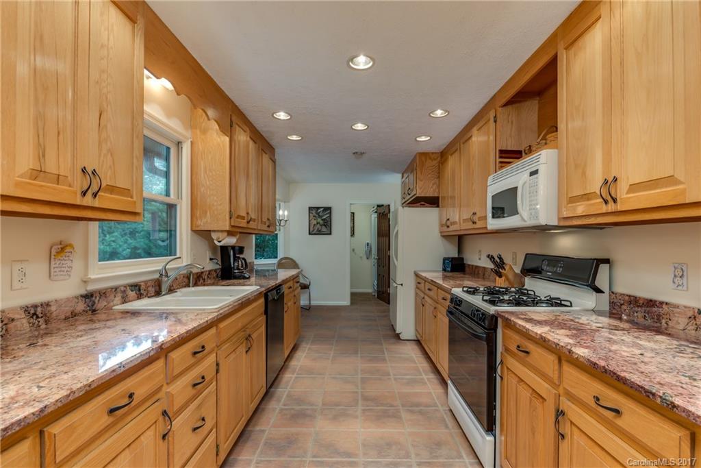 1200 Braewick Road Tryon, NC 28782 - Photo 13 of 24