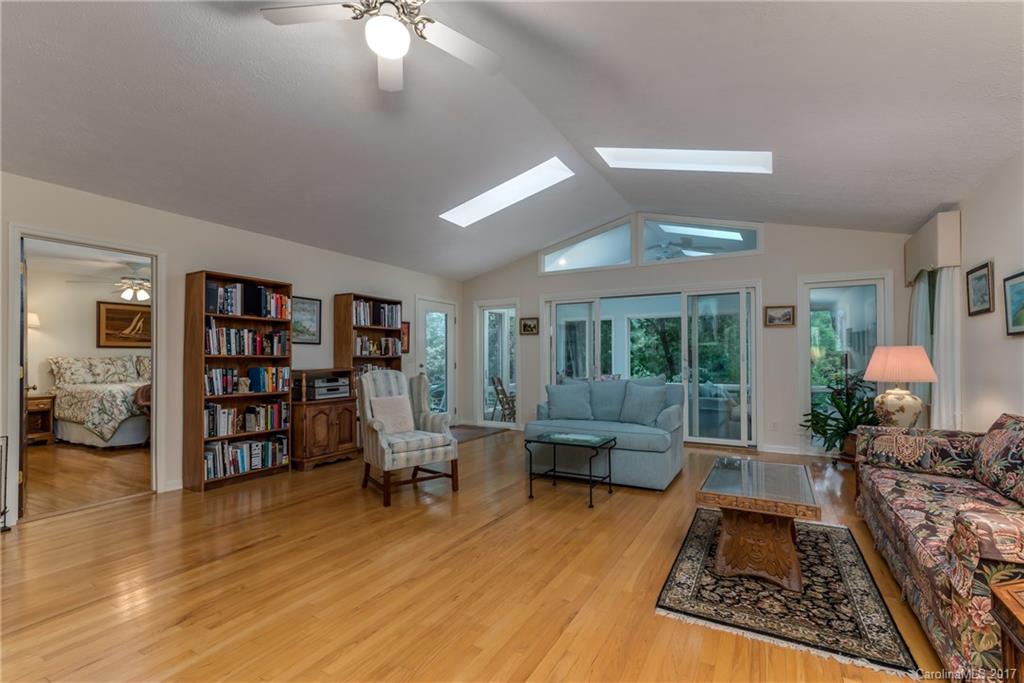 1200 Braewick Road Tryon, NC 28782 - Photo 8 of 24