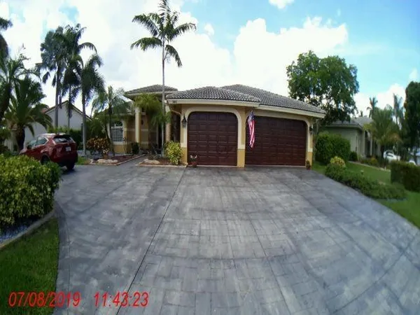 $6,500 | 5062 Kensington Circle, Coral Springs, FL 33076