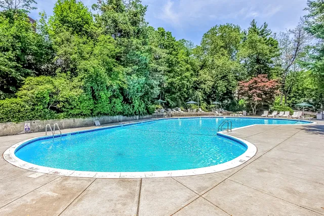 $285,000 | 91 Strawberry Hill Avenue, Unit 331, Stamford, CT 06902