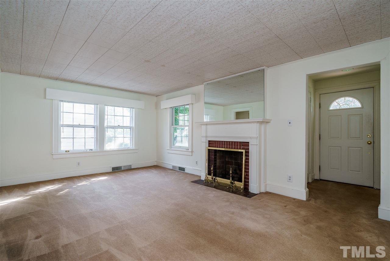 317 Hudson Street Raleigh, NC 27608 - Photo 3 of 28