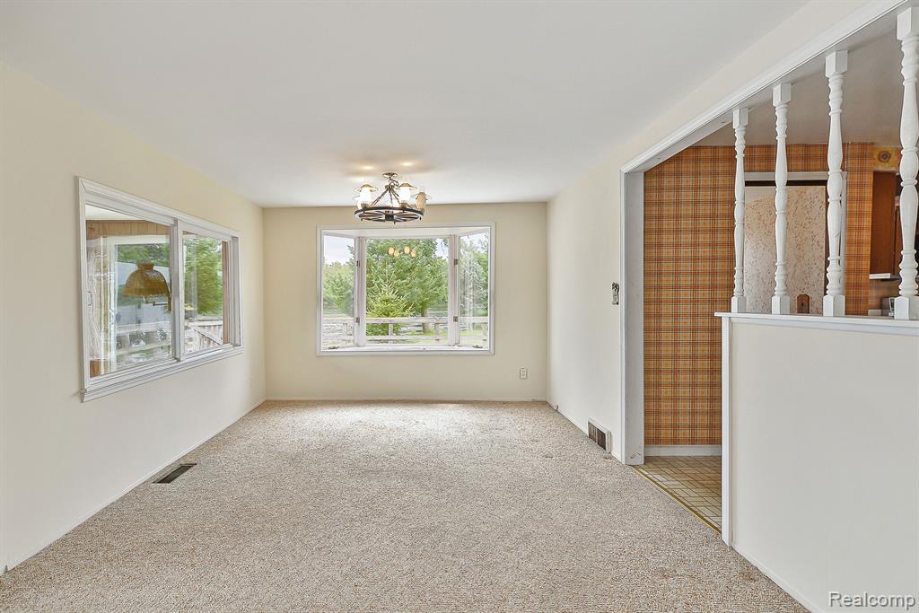 9618 Base Lake Road Pinckney, MI 48169 - Photo 18 of 38 Gallery Image 18