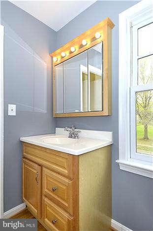 5206 Alta Vista Road Bethesda, MD 20814 - Photo 18 of 26 Bedroom (Master)