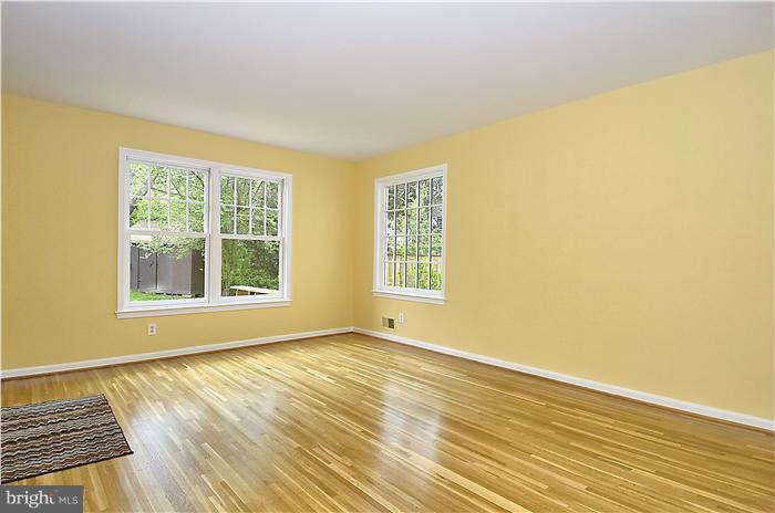 5206 Alta Vista Road Bethesda, MD 20814 - Photo 6 of 26 Family Room