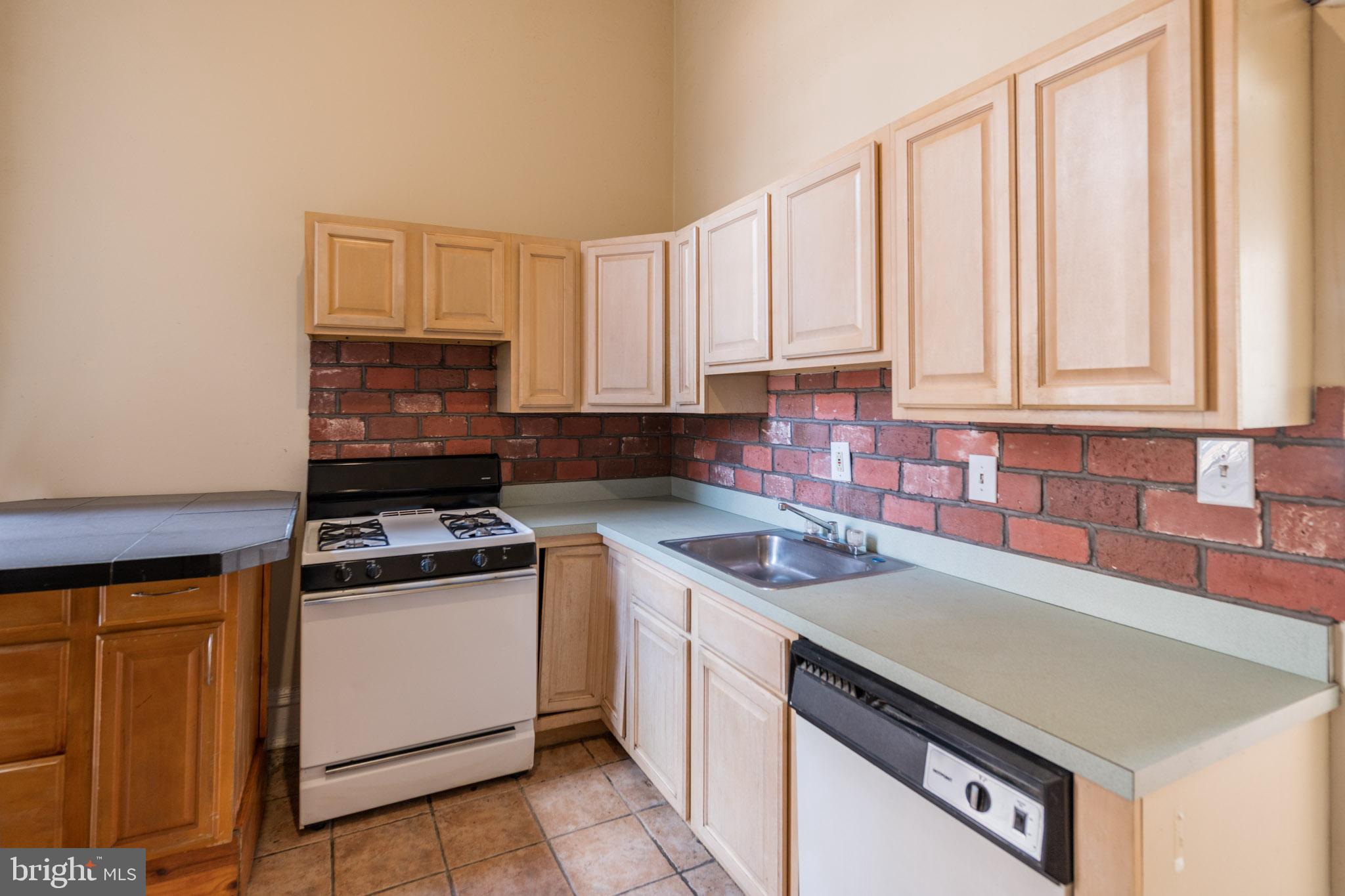 1933 Spring Garden Street, Unit 1F Philadelphia, PA 19130 - Photo 8 of 12