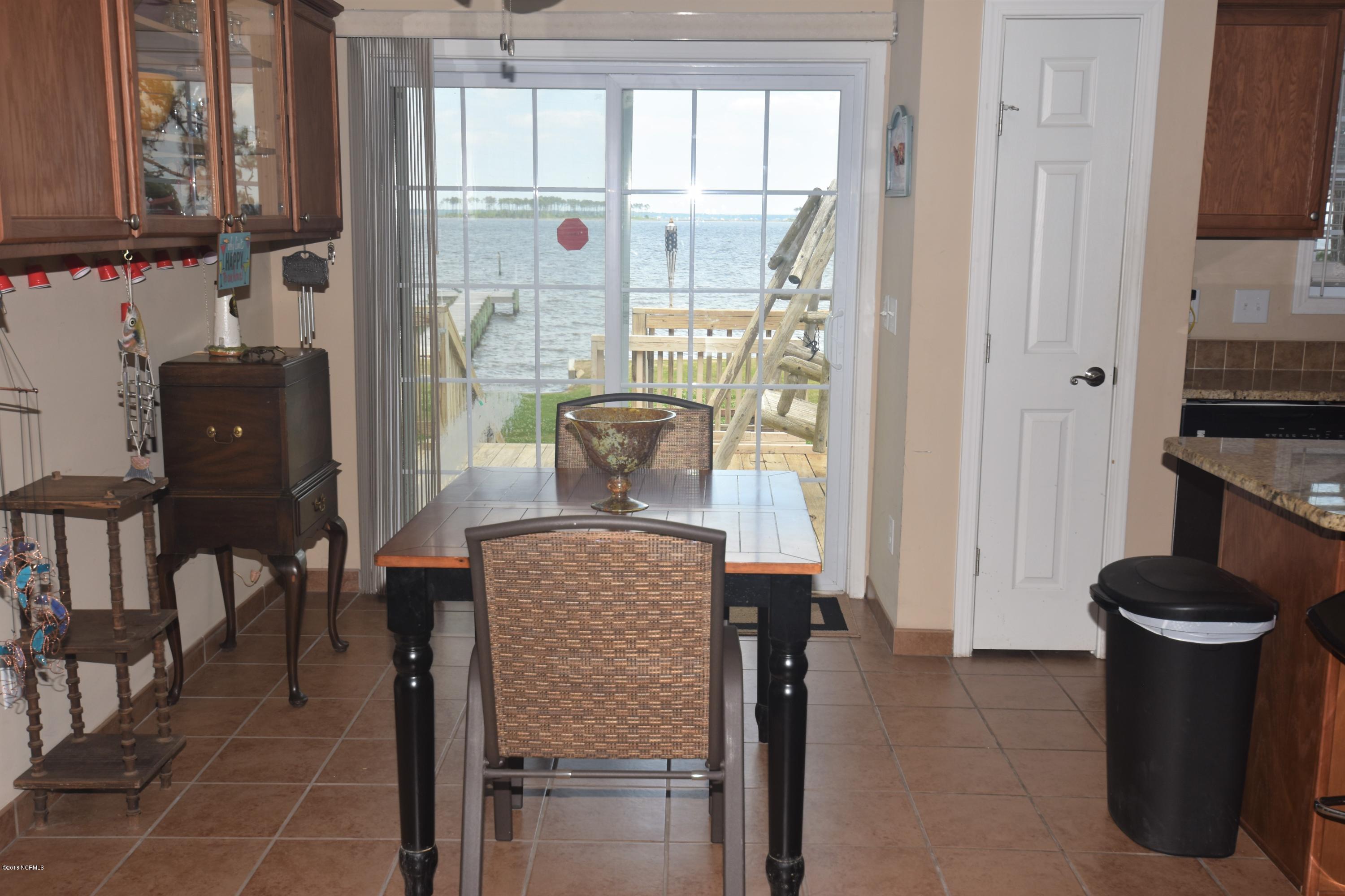 322 Lewis Road Aurora, NC 27806 - Photo 14 of 31 Kitchen Dining Combo2