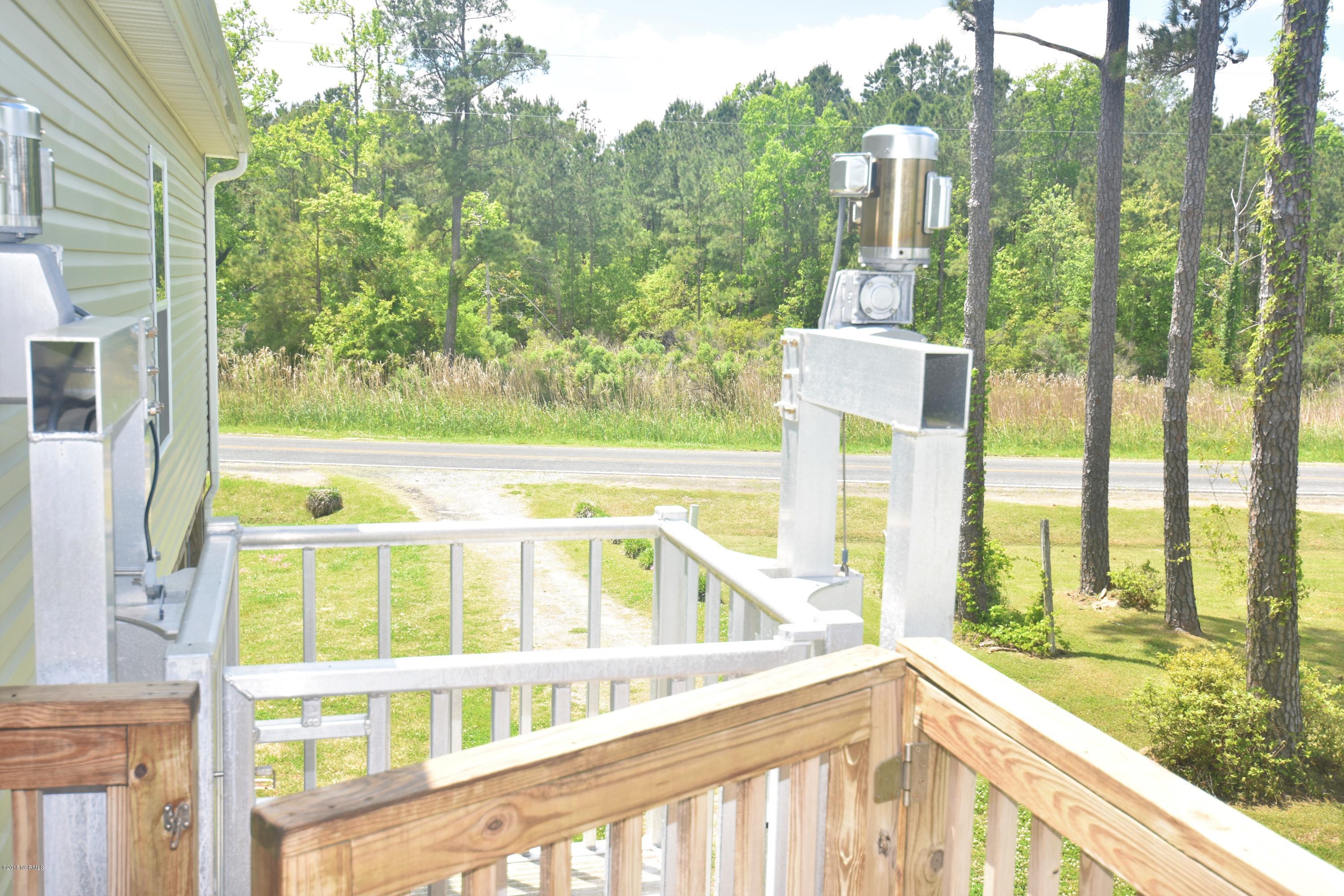 322 Lewis Road Aurora, NC 27806 - Photo 5 of 31 Cargo Lift