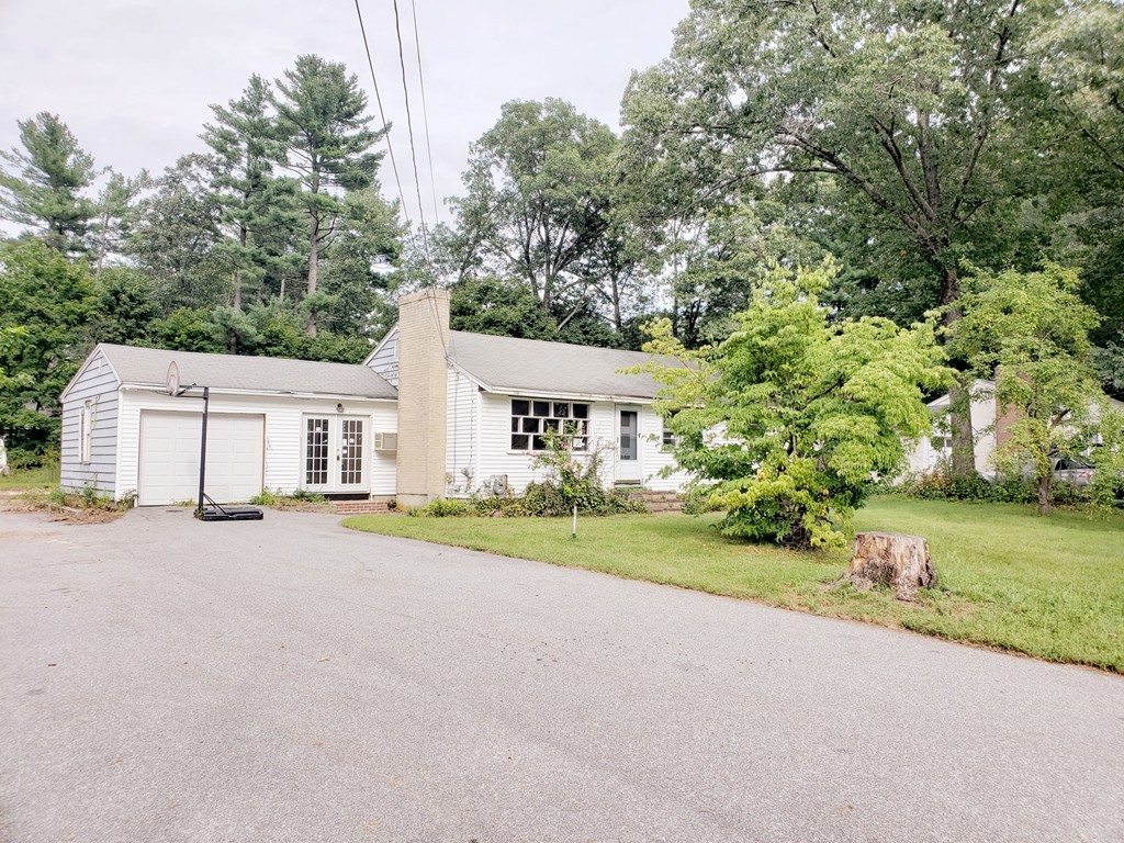 19 Moore Road Westford, MA 01886 - Photo 4 of 12 Gallery Image 4