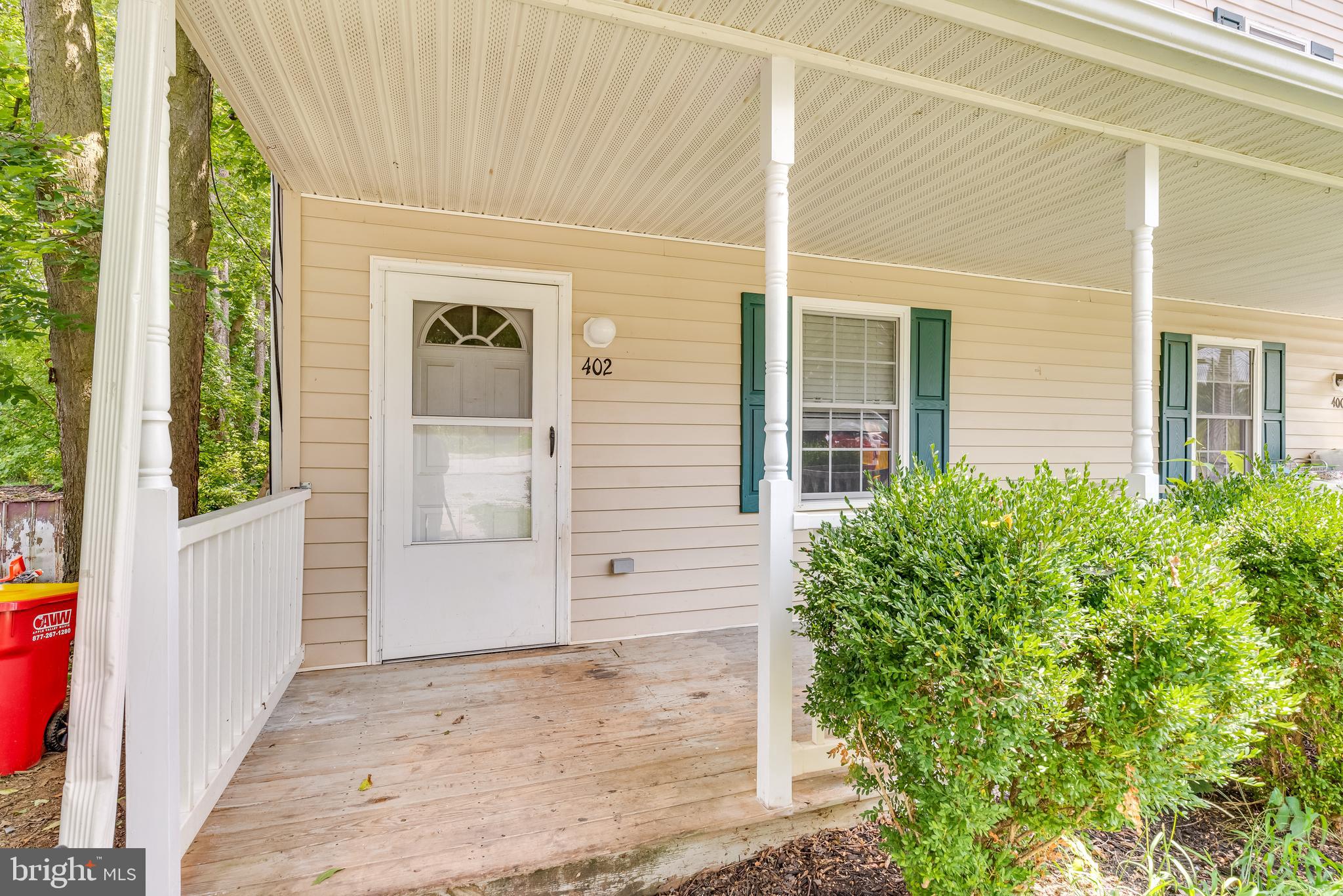 402 Burns Street Ranson, WV 25438 - Photo 4 of 45