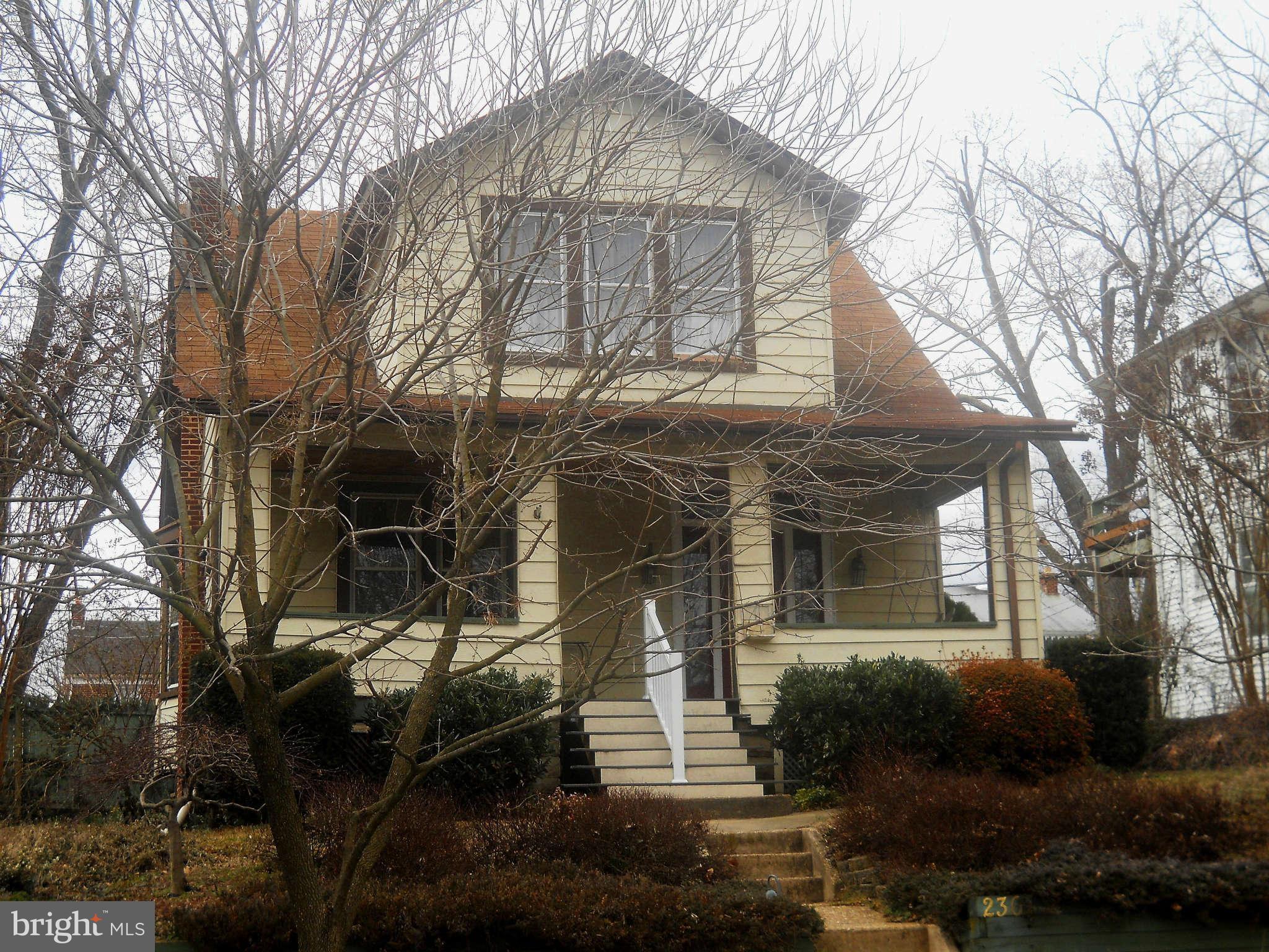236 Mallow Hill Road Baltimore, MD 21229 - Photo 1 of 25 Exterior (Front)