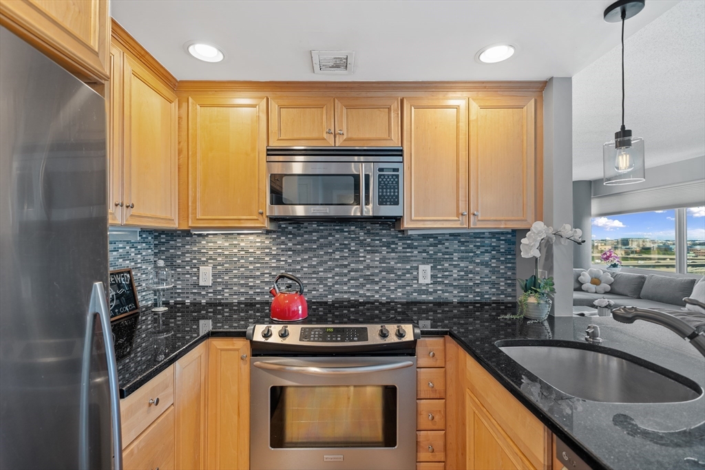 8-10 Museum Way, Unit 1429 Cambridge, MA 02141 - Photo 10 of 36