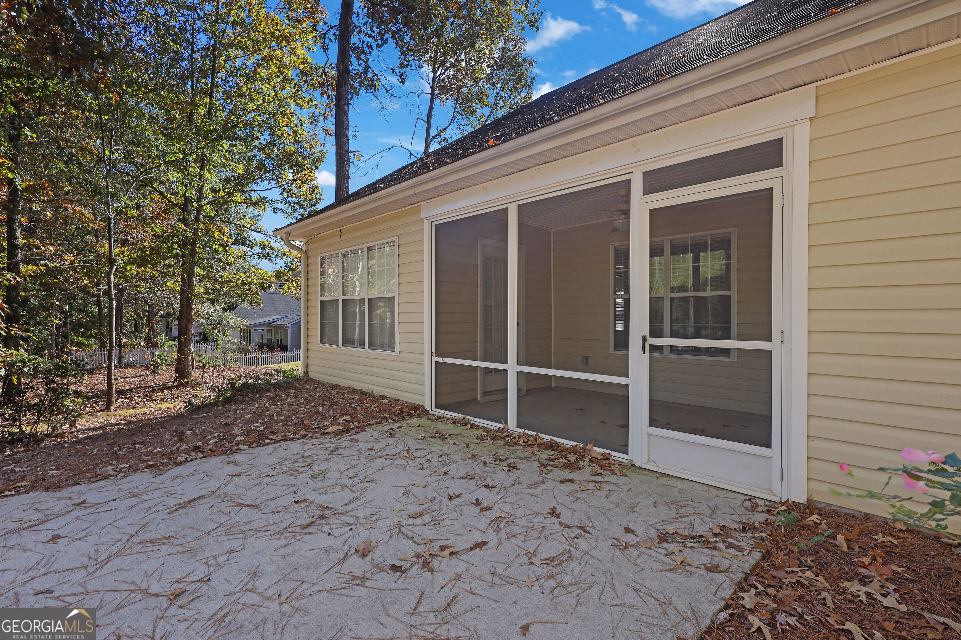 1150 Strath Clyde Way McDonough, GA 30253 - Photo 27 of 28 a backyard of a house