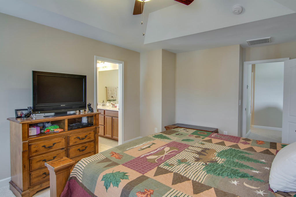 225 Overcup Loop Summerville, SC 29486 - Photo 14 of 28 cs1508242-1015
