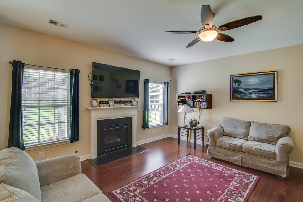225 Overcup Loop Summerville, SC 29486 - Photo 5 of 28 cs1508242-1012