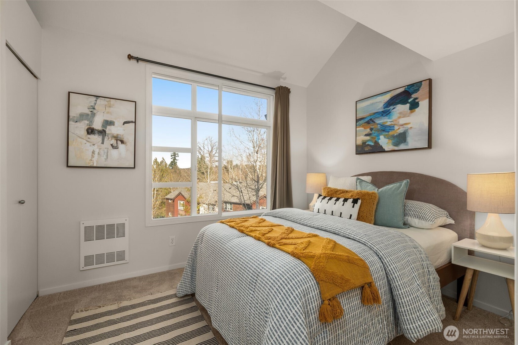 15212 Northeast 81st Way, Unit 103 Redmond, WA 98052 - Photo 18 of 35