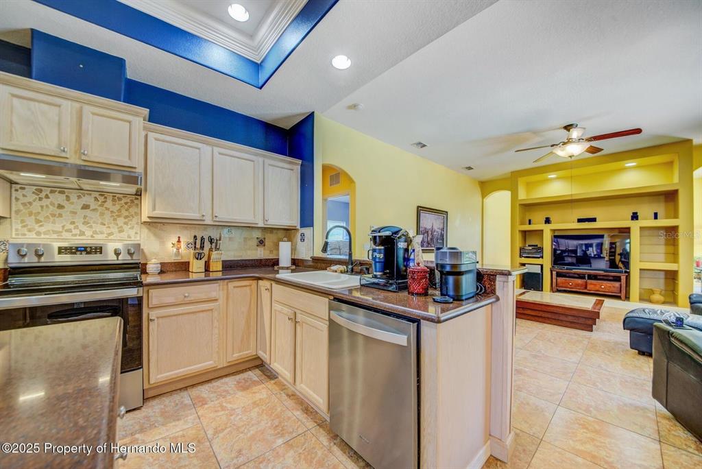 11422 Warm Wind Way Weeki Wachee, FL 34613 - Photo 35 of 76