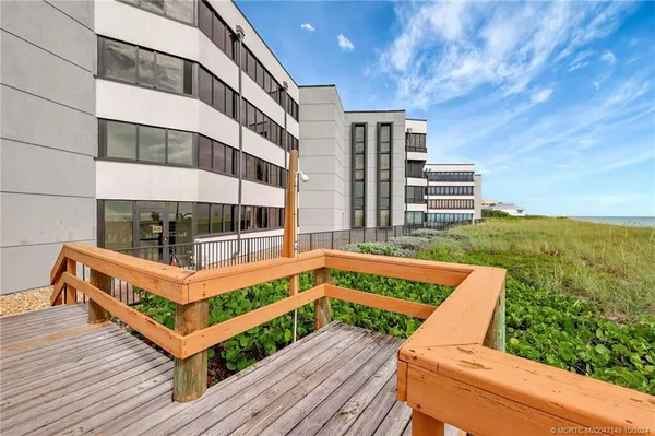 $5,000 | 1357 Northeast Ocean Boulevard, Unit 312, Jensen Beach, FL 34957