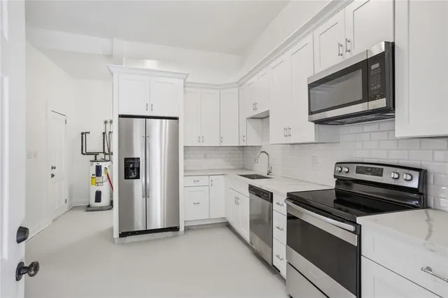 $1,850 | 3830 Dauphine Street, New Orleans, LA 70117