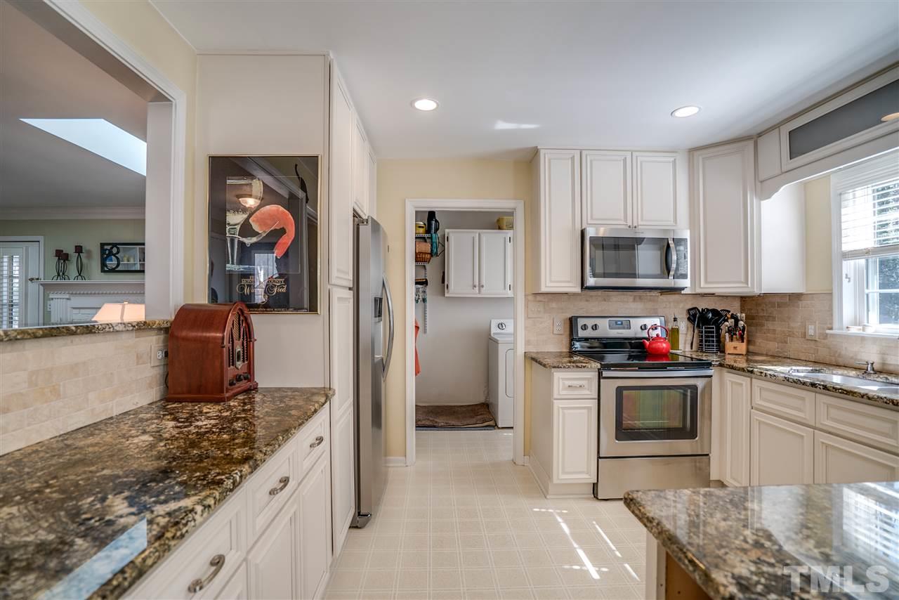 6612 Glendower Road Raleigh, NC 27613 - Photo 4 of 25