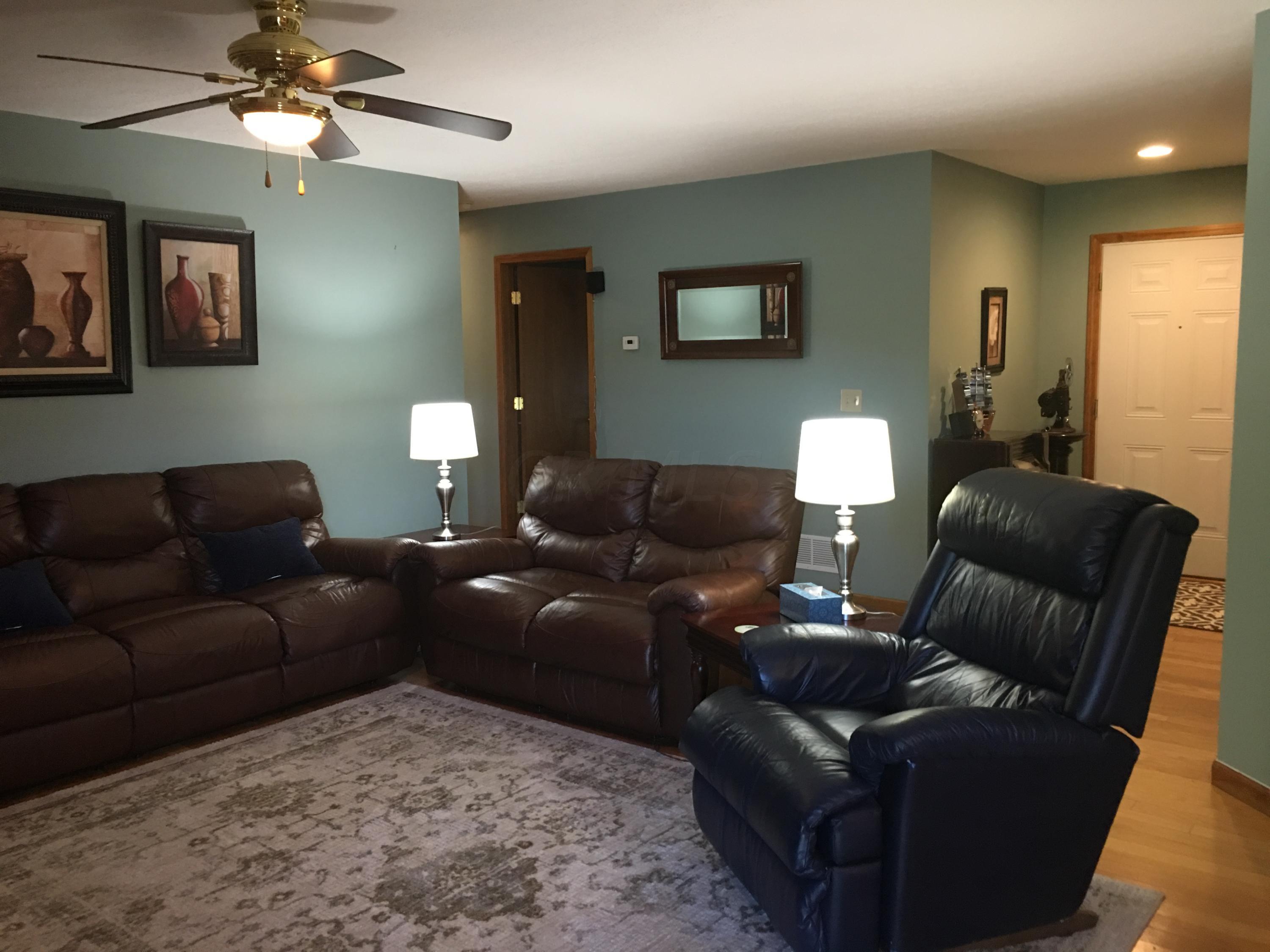 5019 Lee Road Ashville, OH 43103 - Photo 6 of 32