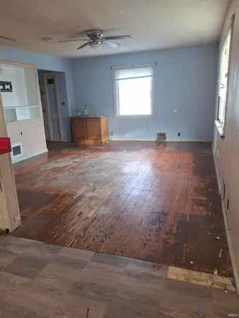 $140,000 | 9015 Highway 63, Perrysville, IN 47974