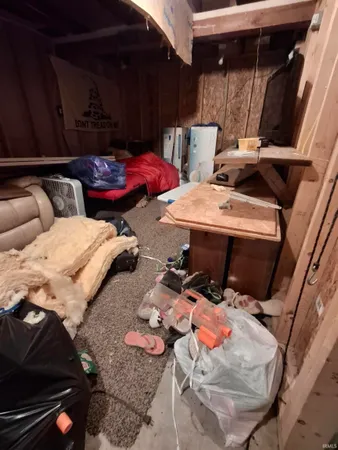 $140,000 | 9015 Highway 63, Perrysville, IN 47974