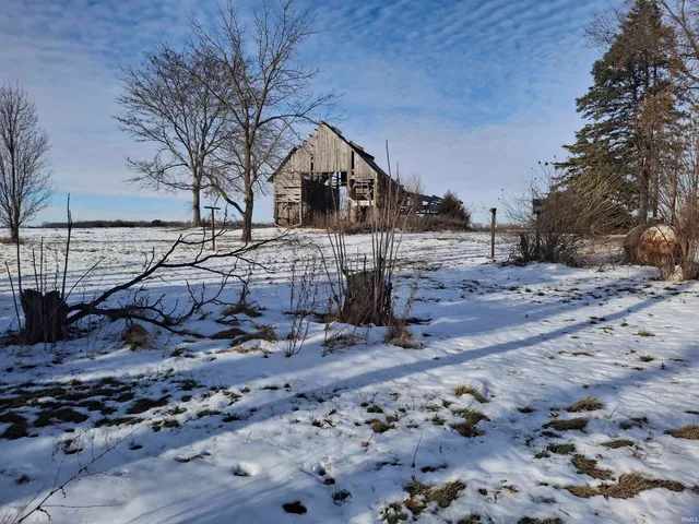 $155,000 | 9015 Highway 63, Perrysville, IN 47974