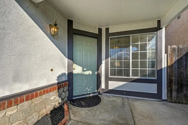 $455,000 | 2611 Stoughton Way, Sacramento, CA 95827