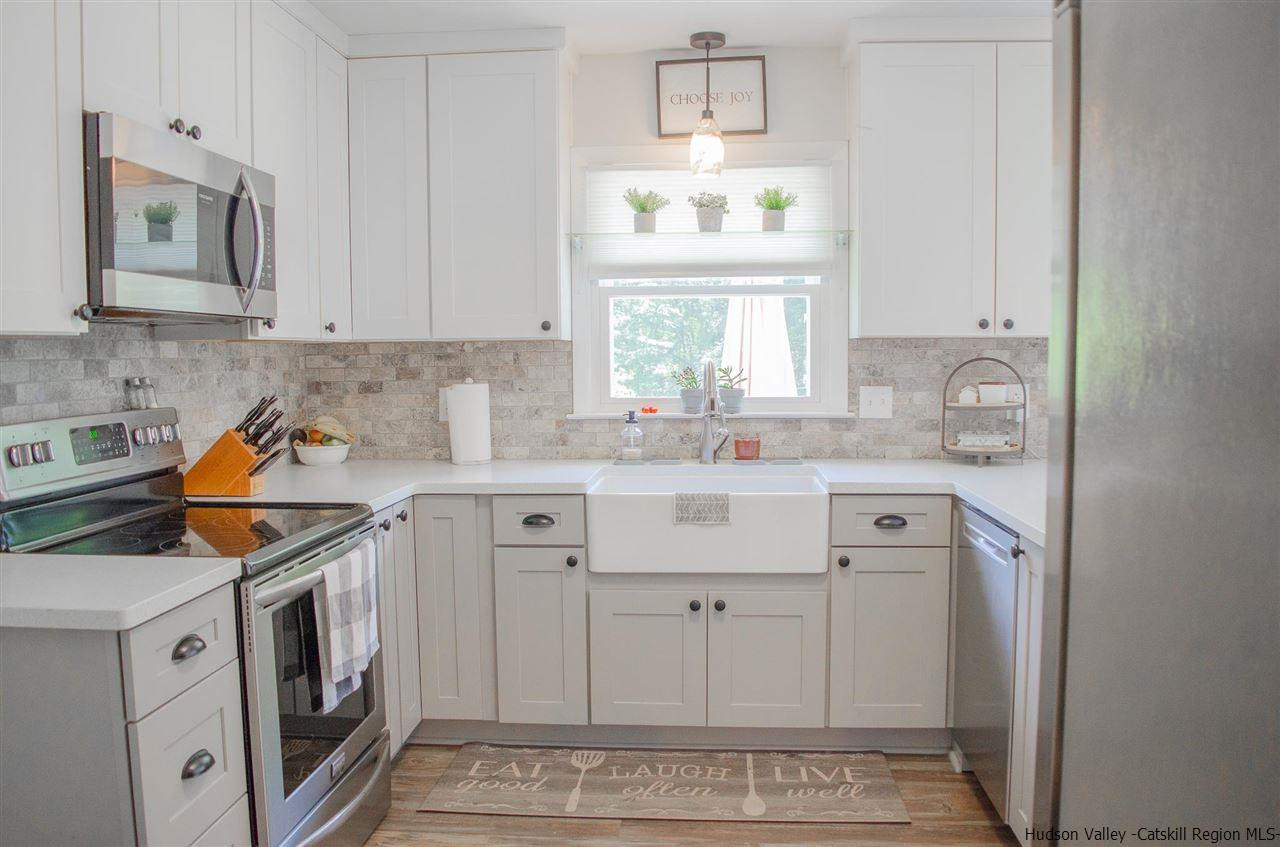 28 Fox Den Road Saugerties, NY 12477 - Photo 7 of 21 Photo 8
